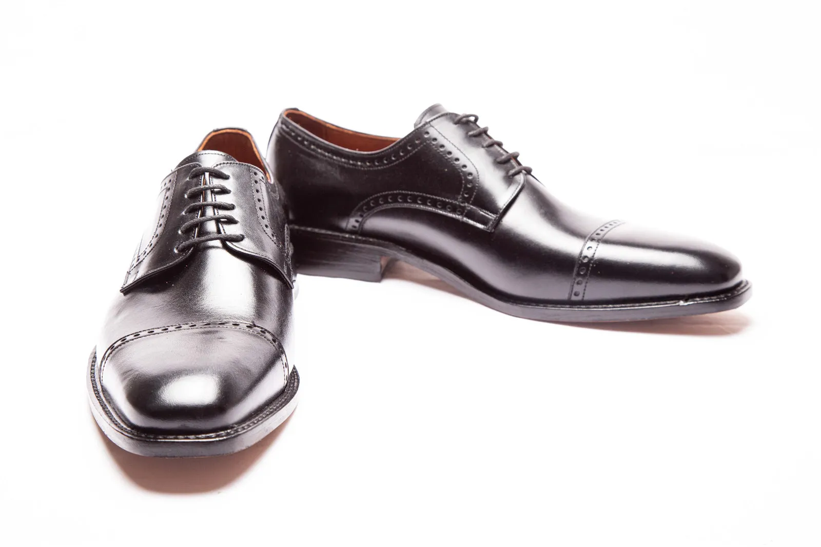 Derby Brogue Black 25582 - Available Now!