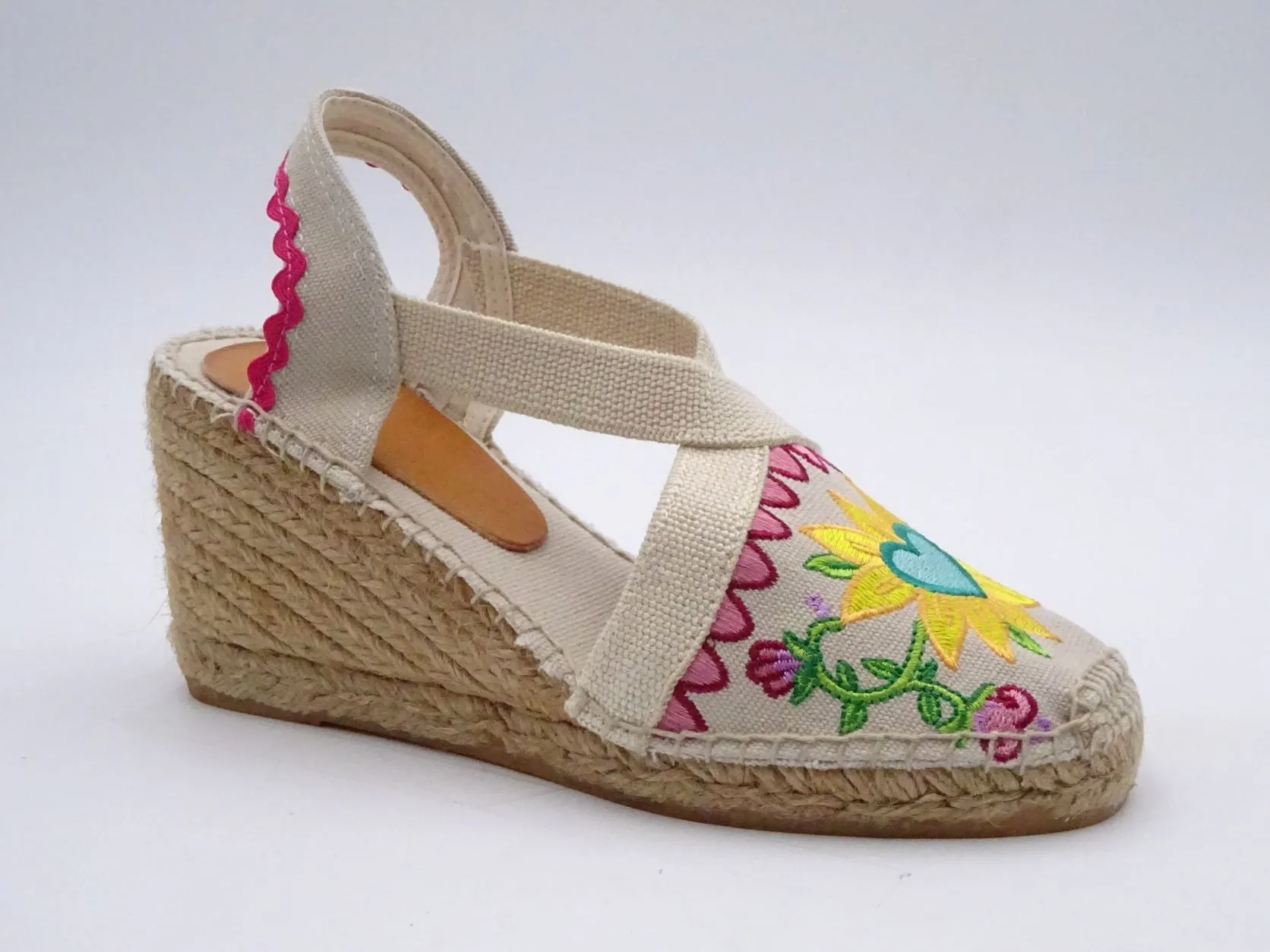 Gardenia Bonita Wedge Sandals