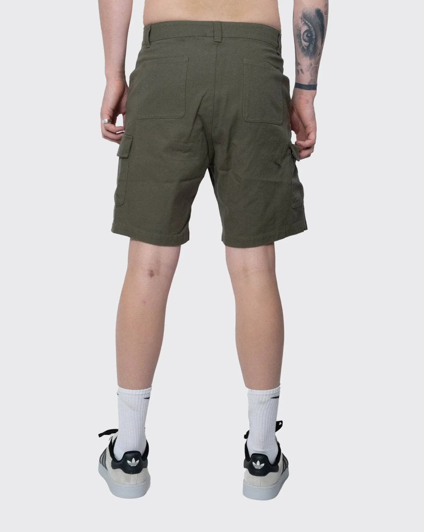 New Era Cargo Short - Shop now for the latest cargo shorts with New Era