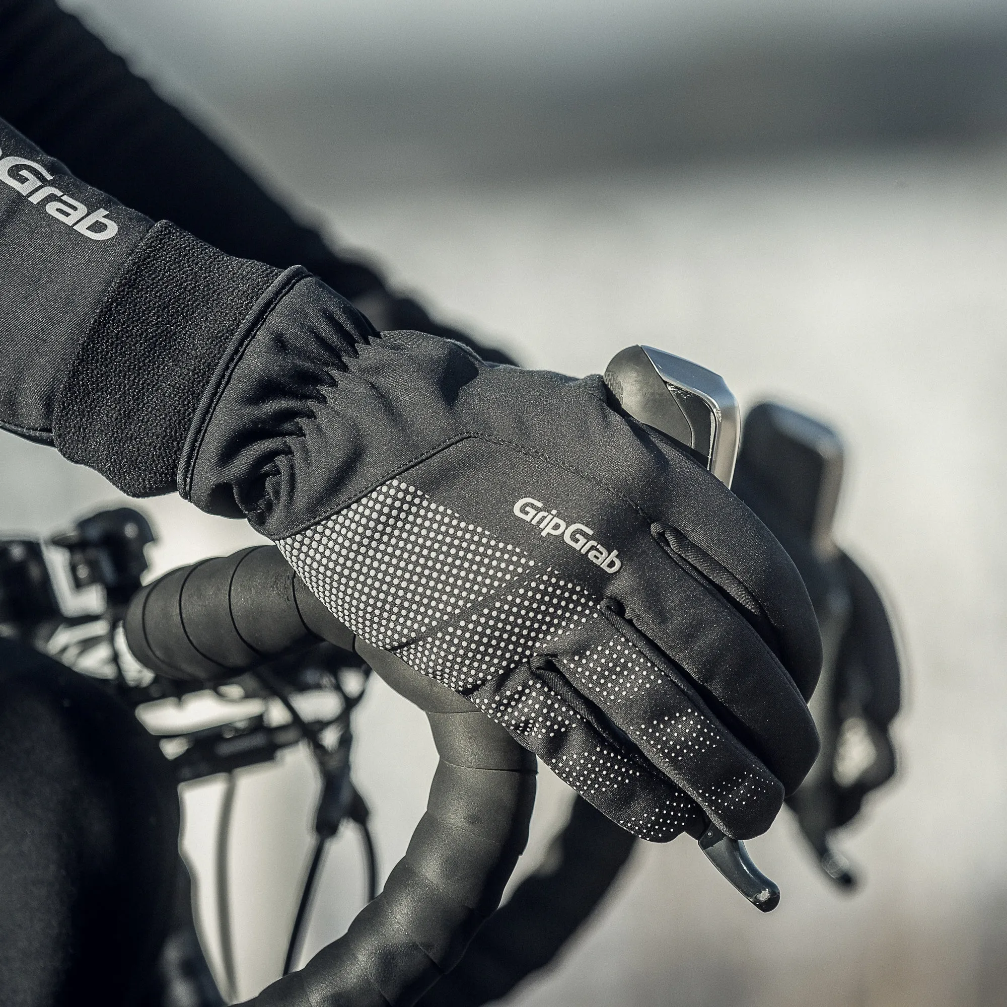 Windproof Winter Glove: Get a Grip with GripGrab